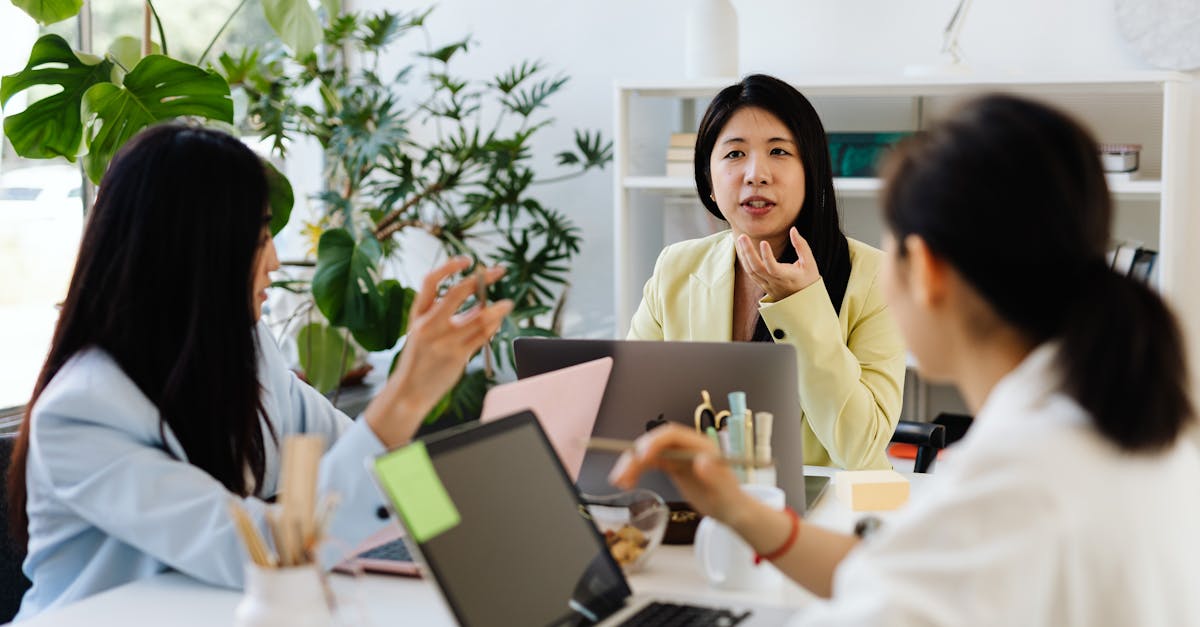 vx号出售:短信营销的隐形利润与风险